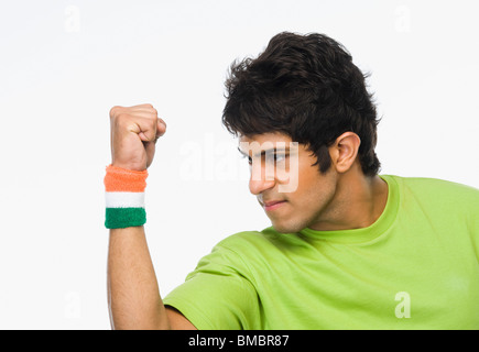 Nahaufnahme eines Mannes ballte die Faust in Aufregung Stockfoto