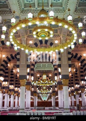 Innenraum einer Moschee, Al-Haram-Moschee, Mekka, Saudi-Arabien Stockfoto