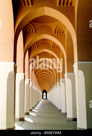 Korridor einer Moschee, Al-Haram-Moschee, Mekka, Saudi-Arabien Stockfoto