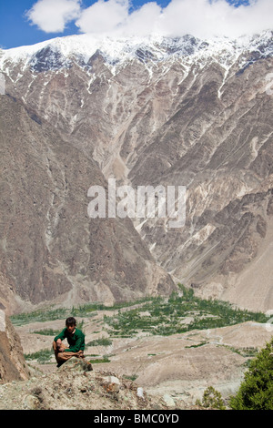 Junge Minapin Dorf, Hunza, Pakistan Stockfoto