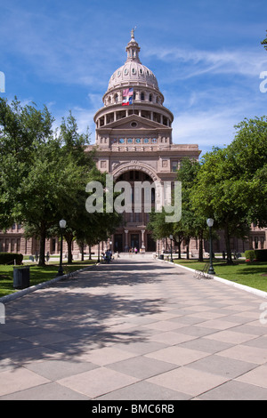 Vor dem Eingang der Texas State Capitol Building oder Statehouse in Austin Stockfoto