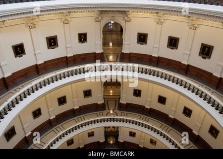 Balkone in der Texas State Capitol Gebäude oder Statehouse Rotunde in Austin Stockfoto