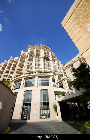 ST. JULIANS, MALTA. Le Meridien St. Julians Hotel Balluta Bay. 2010. Stockfoto