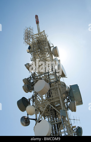 Satelliten-Kommunikation mast Stockfoto