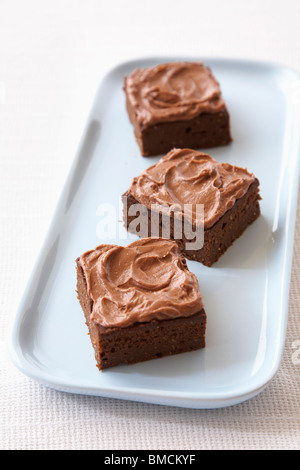 Platte mit Brownies Stockfoto