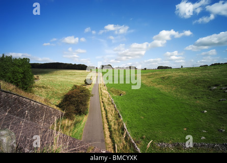 Blick von der hohen Peak Trail Radweg und Fußweg entlang der stillgelegten Bahn Linie Peak District Nationalpark Derbyshire England uk Stockfoto