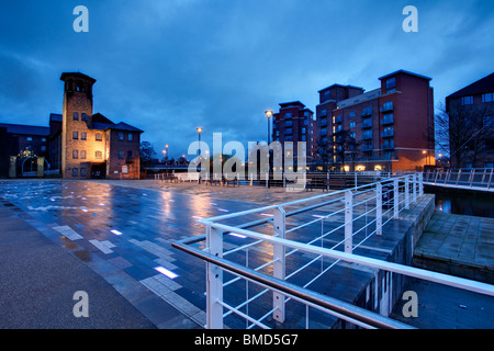 Derby-Spinnerei und riverside Apartments. Stockfoto