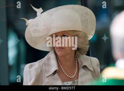 Großbritanniens Camilla, Herzogin von Cornwall, Ehefrau von Prinz Charles Prince Of Wales auf offizielle Verlobung im Jahr 2009 Stockfoto