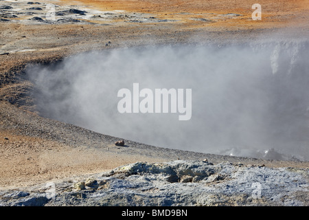 Hverir geothermischen Feldern um Namafjall Berg, Myvatn See Bereich Island Stockfoto