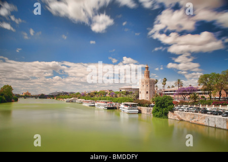 Torre del Oro und Guadalquivir Fluss, Sevilla, Spanien Stockfoto