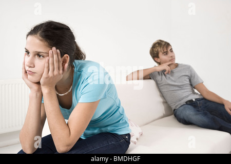 Teenager-Paar mit Argument Stockfoto
