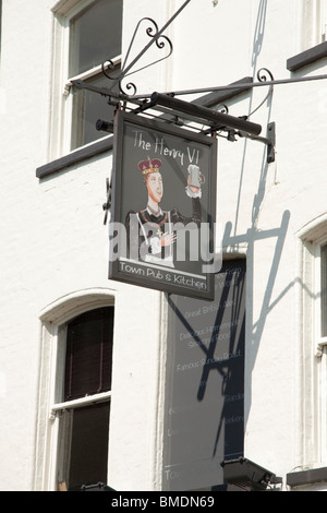 Heinrich VI. Pub anmelden Eton High Street, Berkshire, England, UK Stockfoto