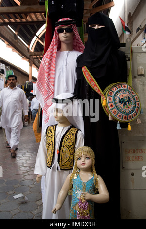 Dubai Souk Bur Dubai inzwischen Einkaufsmöglichkeiten Stockfoto