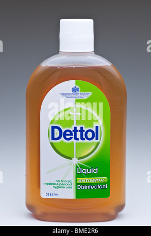 Flasche antiseptische Dettol flüssige Desinfektionsmittel Stockfoto