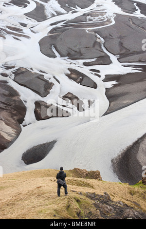 Mann auf Berg, erhöhten Blick Stockfoto