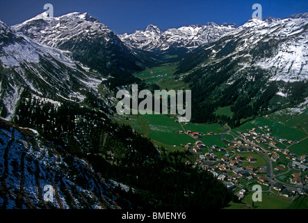 Übersicht, Ansicht von oben, Stadt von Lech am Arlberg, Lech am Arlberg, Vorarlberg, Österreich, Europa Stockfoto