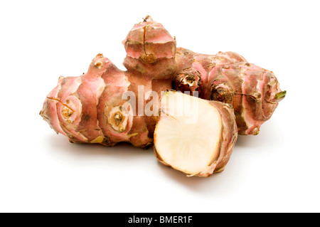 Topinambur auf weißem Hintergrund Stockfoto