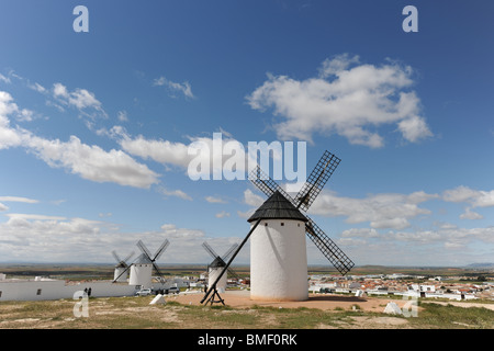 Windmühlen, Campo de Criptana, Cuenca Provinz Kastilien-La Mancha, Spanien Stockfoto