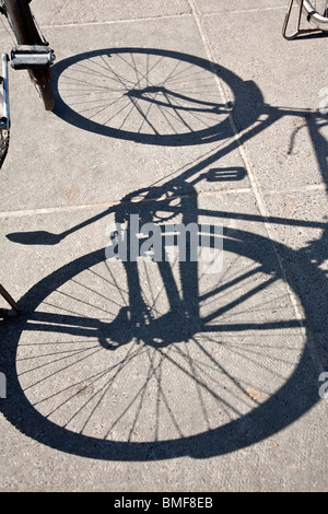 Fahrrad-Schatten. Jaipur. Rajasthan. Indien Stockfoto