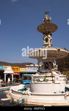 Indien, Tamil Nadu, Udhagamandalam (Ooty), William Patrick Adam, Gouverneur von Madras Gedenkbrunnen Stockfoto