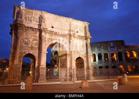 Constantine Arch nahe Kolosseum, Rom, Italien Stockfoto