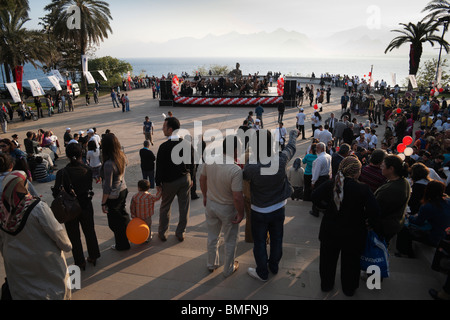 Türkei Antalya - National Woche mit Atatürk Tag und Kinderfest - Antalya startet Saison Stockfoto