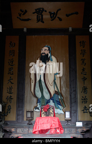 Porträt von Konfuzius, Mingluntang, Konfuzius-Tempel, Pingyao, Shanxi Provinz, China Stockfoto