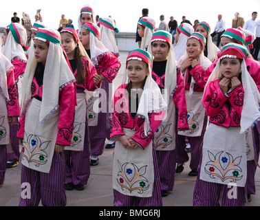 Türkei Antalya - National Woche mit Atatürk Tag und Kinderfest Stockfoto