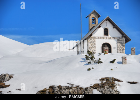 Kleine Dolomiten-Kirche in Misurina, Italien Stockfoto