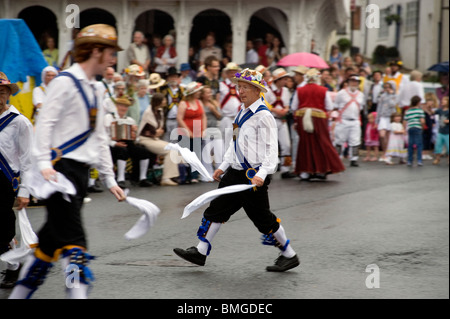 Morris Dancing in Thaxted und umliegenden Dörfern in Nord Essex, Großbritannien Stockfoto