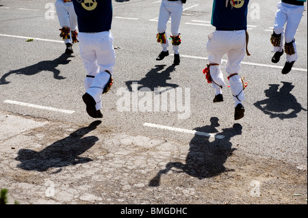 Morris Dancing in Thaxted und umliegenden Dörfern in Nord Essex, Großbritannien Stockfoto