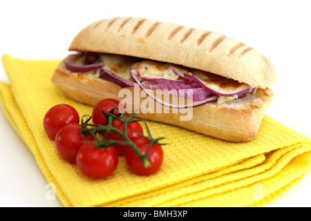 Käse und Zwiebel Panini Roll Stockfoto