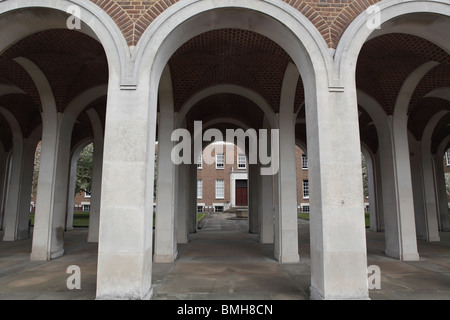 Szenen der traditionellen Teile des Hertford die wichtigste Stadt in Hertfordshire einschließlich Bulecoates Hof traditionellen Architektur Stockfoto