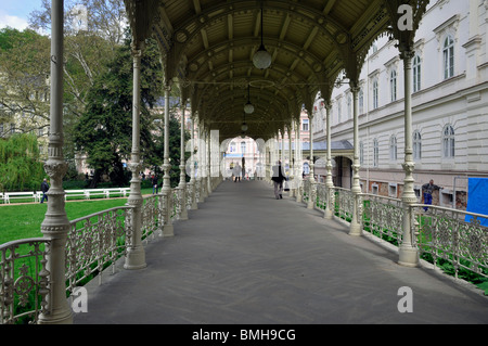 Park Sprudelkolonnade, Karlovy Vary Tschechien Stockfoto
