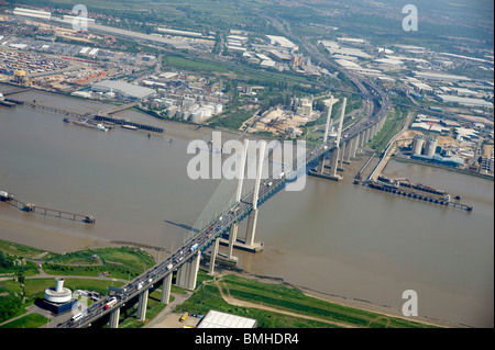 Dartford Crossing, Königin-Elisabeth-Brücke über die Themse, in Südostengland Stockfoto