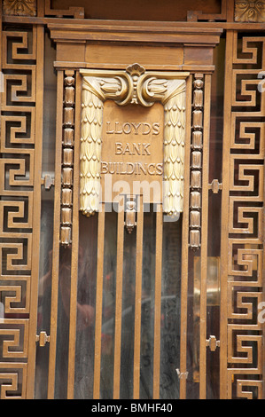 Detail der Lloyds Bank Gebäude in Manchester UK Stockfoto