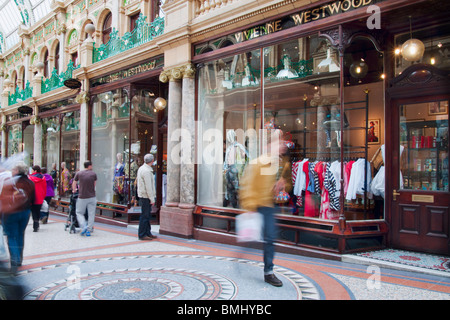Vivienne Westwood-Store in The Victoria Quarter in Leeds, Yorkshire, England Stockfoto