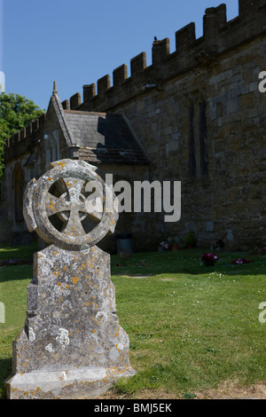 Grab in der Pfarrkirche St. Nikolaus in Abbotsbury, Dorset, UK. Stockfoto