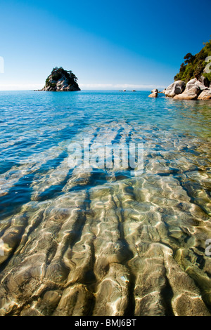 Küsten-Szene von Kaiteriteri, Südinsel, Nelson, Neuseeland. Stockfoto