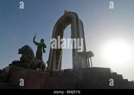 Statue von Ismail Samani (Ismoili Somoni), als Mahnmal, Duschanbe, Tadschikistan Stockfoto