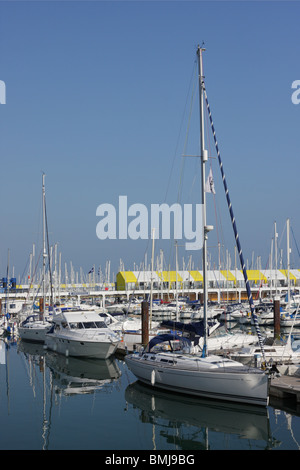 Eine der (17) Bilder in der Brighton Marina, verschiedene vertikale und horizontale Bilder über, um zu erwägen, genießen Sie bitte. Stockfoto