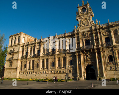 Kloster-Krankenhaus von San Marcos, heute National Hotel Parador. Leon, Spanien. Stockfoto