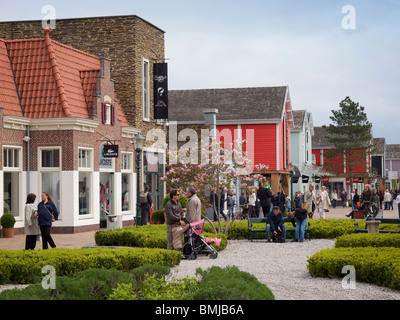 Bataviastad Outlet-Shopping-Center in Lelystad, Flevoland, Niederlande Stockfoto