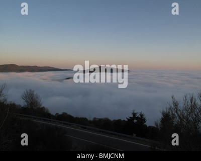 Wolken-Meer vom O Cebreiro Berg. Galizien. Spanien. Stockfoto