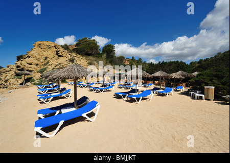 Schöner kleiner Strand an der Westküste von Ibiza Spanien Stockfoto