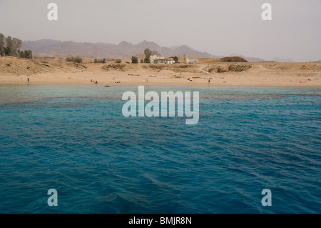 Ägypten, Sinai-Halbinsel, Golf von Tiran Sharm El-Sheik (aka Red Sea Riviera). Küsten Ansicht des Roten Meeres Ras Mohamed NP. Stockfoto