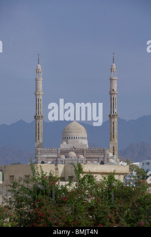 Ägypten, Sinai-Halbinsel, Golf von Tiran Sharm El-Sheik. Örtliche Moschee. Stockfoto