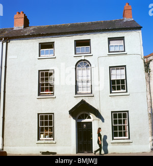 Das Pelikan Haus von Dylan Thomas Mutter gegenüber Browns Hotel Laugharne, Carmarthenshire, Wales, UK Stockfoto