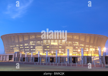 Nachtansicht des Green Point Stadion in Kapstadt, Südafrika Stockfoto