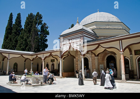 Bursa Emir Sultan Emirsultan Camii Moschee Türkei Anatolien Frauen beten Stockfoto